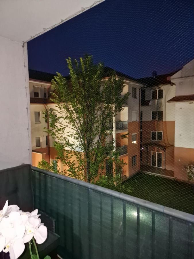 Tilla Apartman Хайдусобосло Экстерьер фото